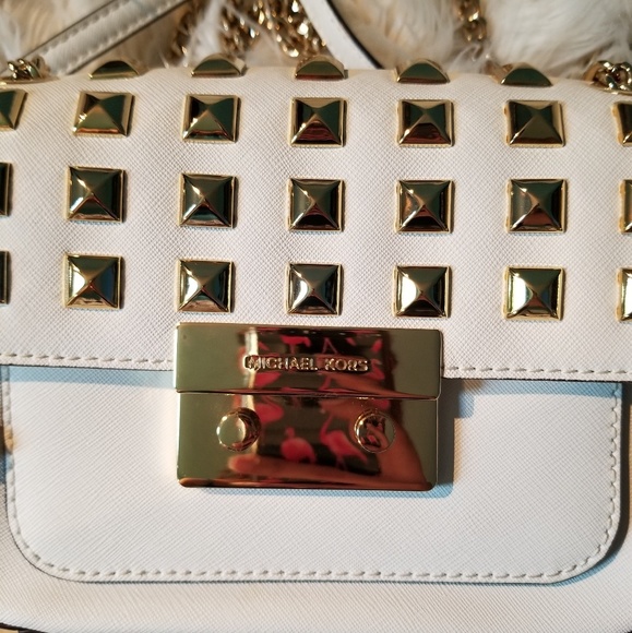 SOLD - Picture 2 of 6